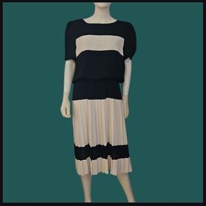 LIZ ROBERTS 1980s Nautical Sailor Pleated Accordian Blouson Chiffon Dress